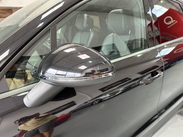 Porsche Macan 2021