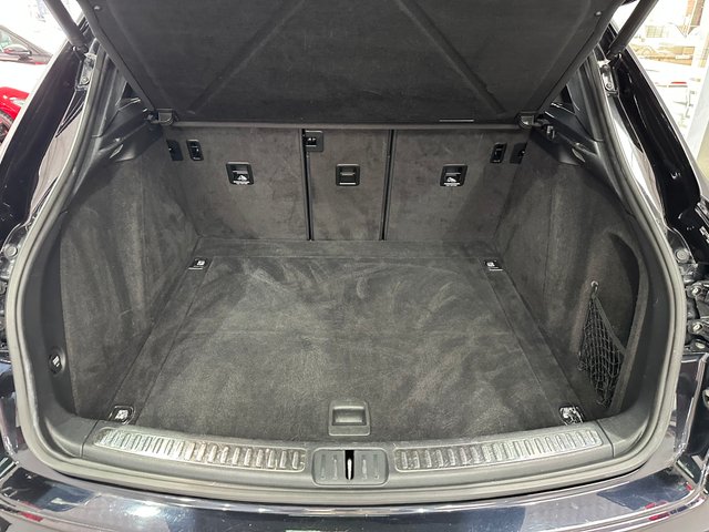 Porsche Macan 2021