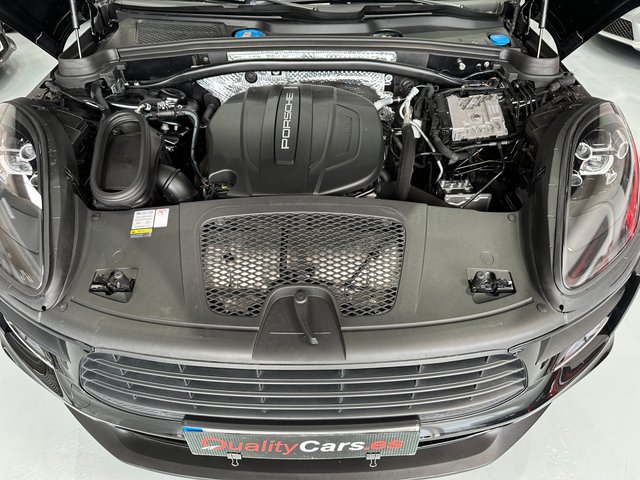 Porsche Macan 2021