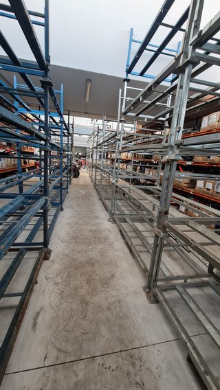 ESTANTERIAS PARA NEUMATICOS