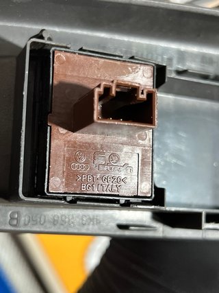 Botonera Elevalunas VW Golf V 1K3 868 050 B