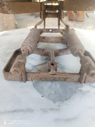 Asiento de moto antiguo