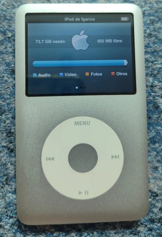 Apple iPod Classic 6ª Gen 80GB Plata