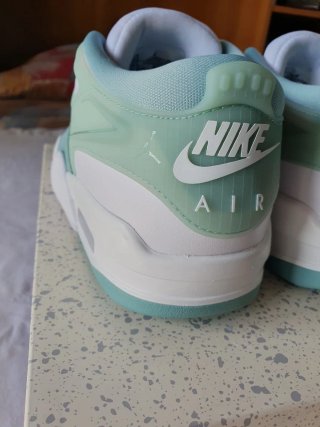 Nike Air Jordan 4 RM White Cannon EU 40