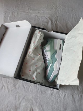Nike Air Jordan 4 RM White Cannon EU 40