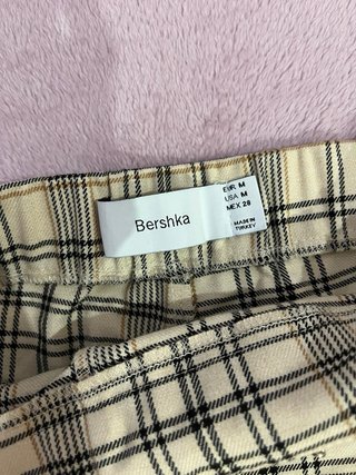 Falda pantalón cuadros Bershka Talla M