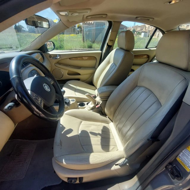 Jaguar X-Type 2004