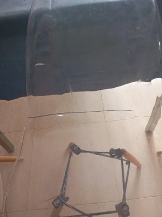 Sillas transparentes estilo Eames (4 unidades)