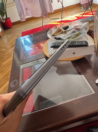 MacBook Pro 14” M4 16GB RAM 512GB SSD Gris