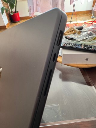 MacBook Pro 14” M4 16GB RAM 512GB SSD Gris