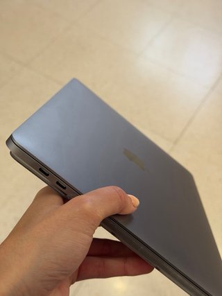MacBook Pro 13” Plata/Gris Espacial