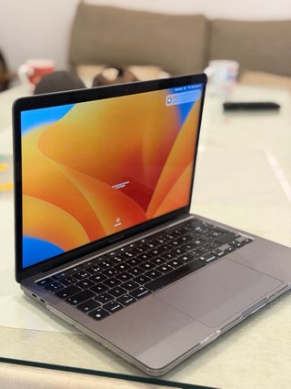MacBook Pro 13” Plata/Gris Espacial