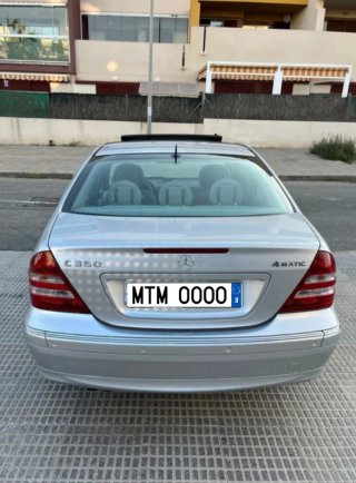 Mercedes-Benz c350 4matic  2005