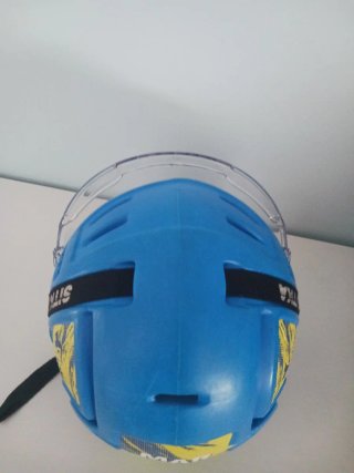 Casco hockey Sitka Talla S