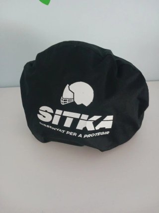 Casco hockey Sitka Talla S