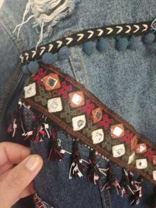 Chaqueta vaquera étnica bordada