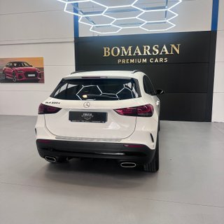 Mercedes-Benz GLA (H247) 2021
