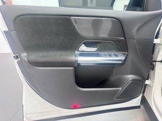 Mercedes-Benz GLA (H247) 2021