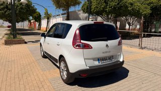 Renault Scenic 2011