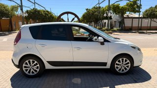 Renault Scenic 2011