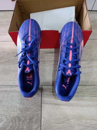 Botas de fútbol Puma Talla 42