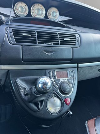 Peugeot 807 Premium 2.2 HDi 170 FAP