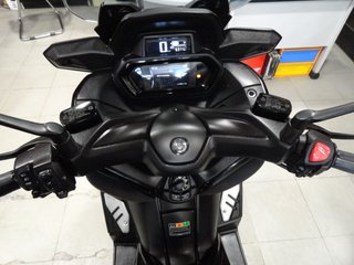 Yamaha XMAX 125 TECH MAX