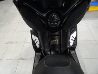 Yamaha XMAX 125 TECH MAX