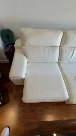 Sofá chaiselongue piel blanco,3 plazas, modular.