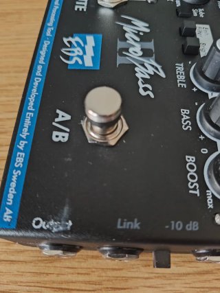 EBS Microbass II - Preamp para Bajo