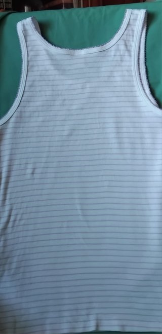 Camiseta sin mangas Petit Bateau XS blanca y lila