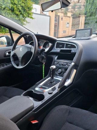 Peugeot 3008 2013