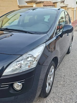 Peugeot 3008 2013
