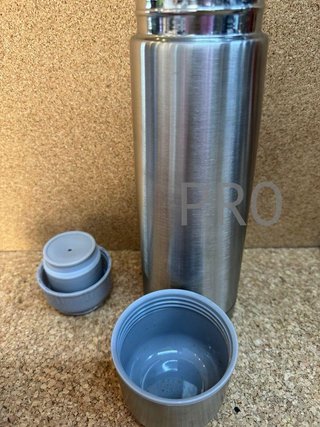 Ibili Termo per liquidi - Acciaio inossidabile - Tappo dosatore - Ideale per trasportare il caffè - Capacità 0,75 L