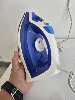 Plancha de Ropa BlueSky 2000W