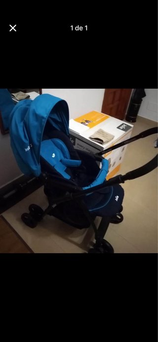 Carrito de bebé Joie azul