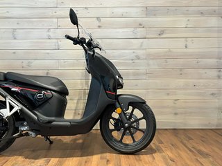 Super Soco CPx Scooter Eléctrica Negra