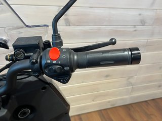 Super Soco CPx Scooter Eléctrica Negra