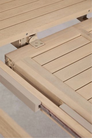 NUOVO - Tavolo da giardino estensibile KARVIA