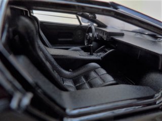 Lamborghini Countach LP5000S 1988 Welly 1/24