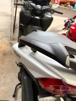Soporte Cofre Yamaha TMAX 530