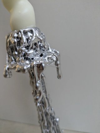 Candelabro efecto metal plateado