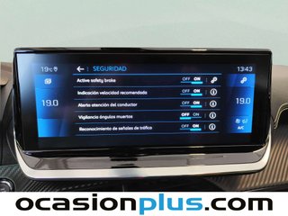 Peugeot 2008 BlueHDi 130 S&S GT Line EAT8 96 kW (130 CV)
