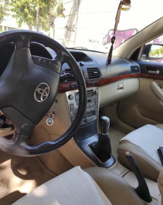 Toyota Avensis 2005