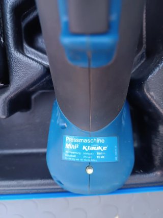 PRENSA MULTICAPA UPONOR KLAUKE