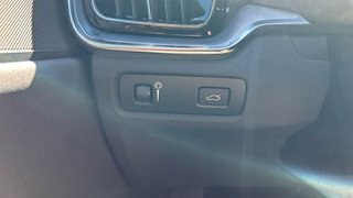 Volvo V60 2.0 B4 P MOMENTUM PRO AUTO 197 5P