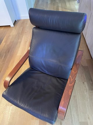 Sillón mecedora cuero y madera