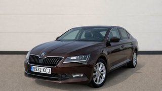Skoda Superb 2.0 TDI 110KW DSG AMBITION 150 5P