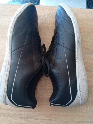 Zapatillas Futsal Kipsta 100 Negras