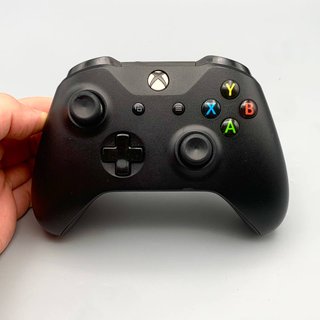 Console Microsoft Xbox One X 1tb Nera + Controller